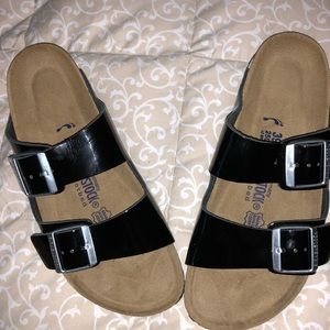 Patent Black Birkenstocks size 39